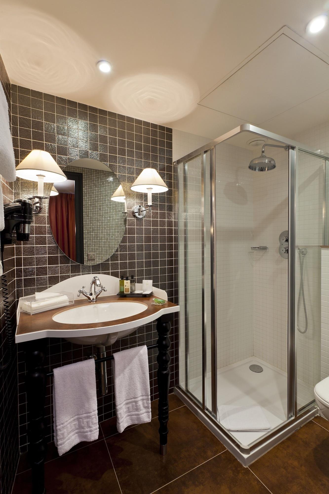 Hotel Fontaines Du Luxembourg Paris Bagian luar foto